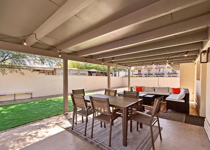 Holiday home Luxury Mid-century Modern 3-bedroom